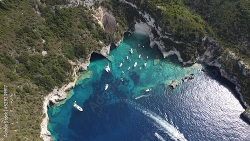 Video aereo col drone dell isola di Courfù photo