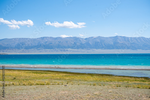 Fototapeta Naklejka Na Ścianę i Meble -  sailimu lake in Xinjiang China