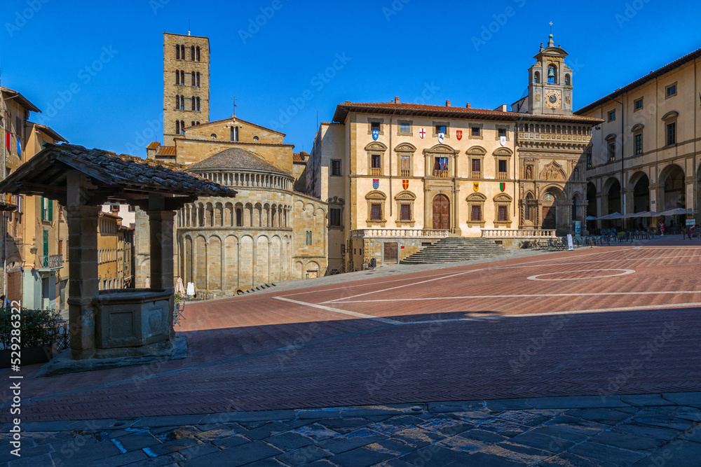 Fototapeta premium Arezzo, piazza grande