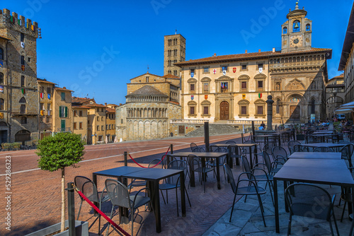 Arezzo, piazza grande