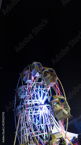 Ferris wheel on the night.
