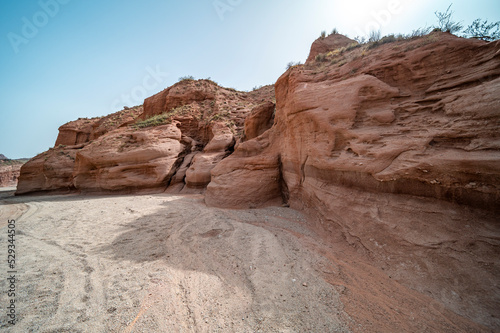 red stone gobi in Xinjiang China © 哲 樊