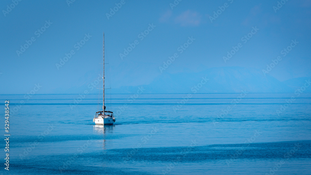 Fototapeta premium Sailing in Blue