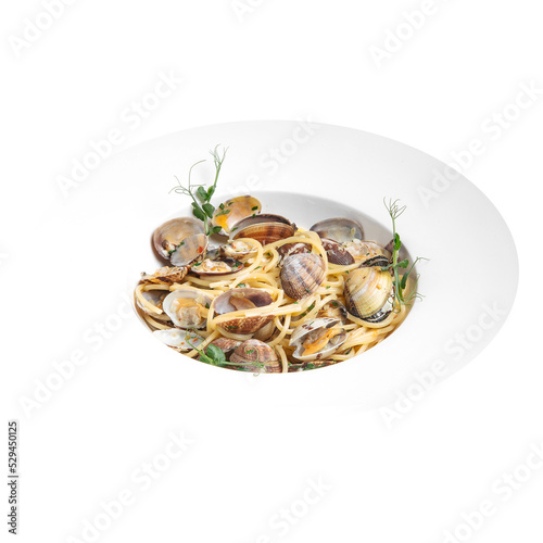 png Isolated gourmet clams linguine pasta alle vongole