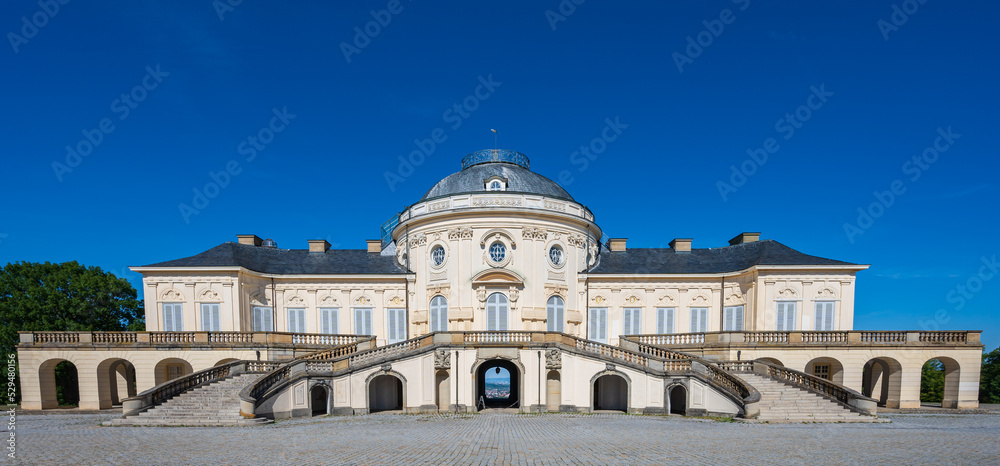 Schloss Solitude in Stuttgart - beliebter Zwischenstopp auf Radtouren im Umland der baden-württembergischen Landeshauptstadt