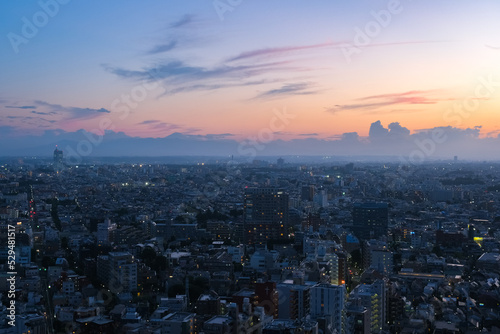 東京都世田谷区 三軒茶屋 スカイキャロット展望ロビーからの夕暮れの眺め（西側）