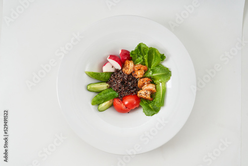 appetizer with shrimp and vegetables