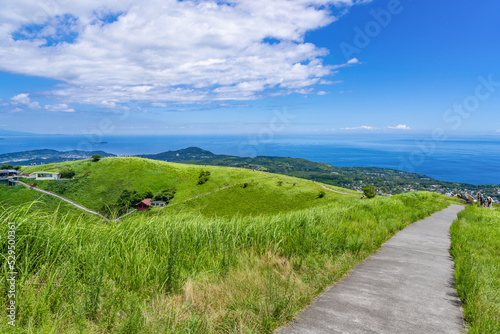 静岡県伊東市 夏の大室山