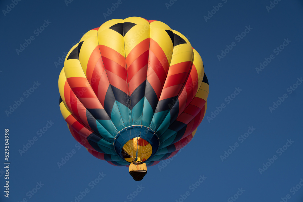 Fototapeta premium hot air balloon in flight