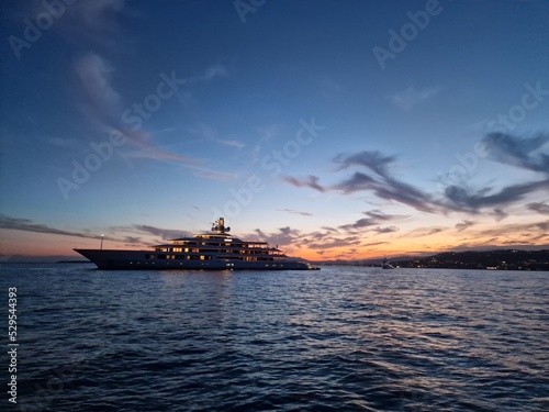 Yacht boat at sunset © Alecksdr