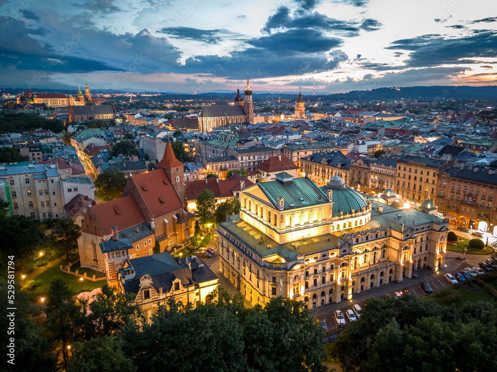 Panorama starego miasta Krakowa - obrazy, fototapety, plakaty 