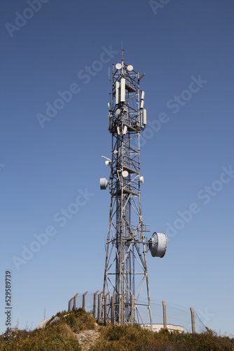 Wallpaper Mural Communication and transmission tower Torontodigital.ca