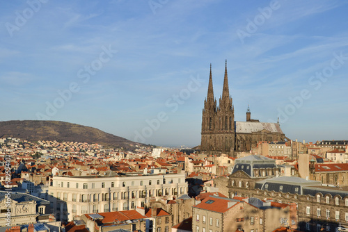 view of Clermont-Ferrand cathedral and the city