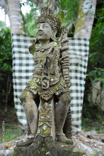 Statue balinaise