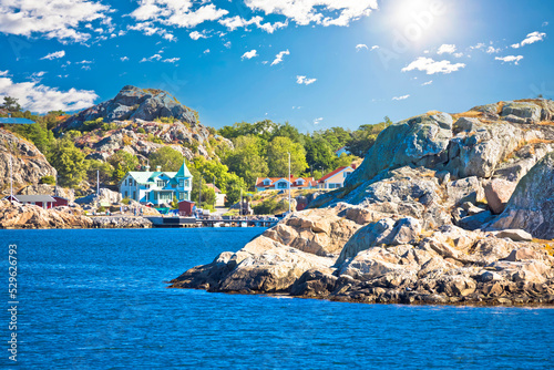 Fotografija Branno island in Gothenburg archipelago waterfront view