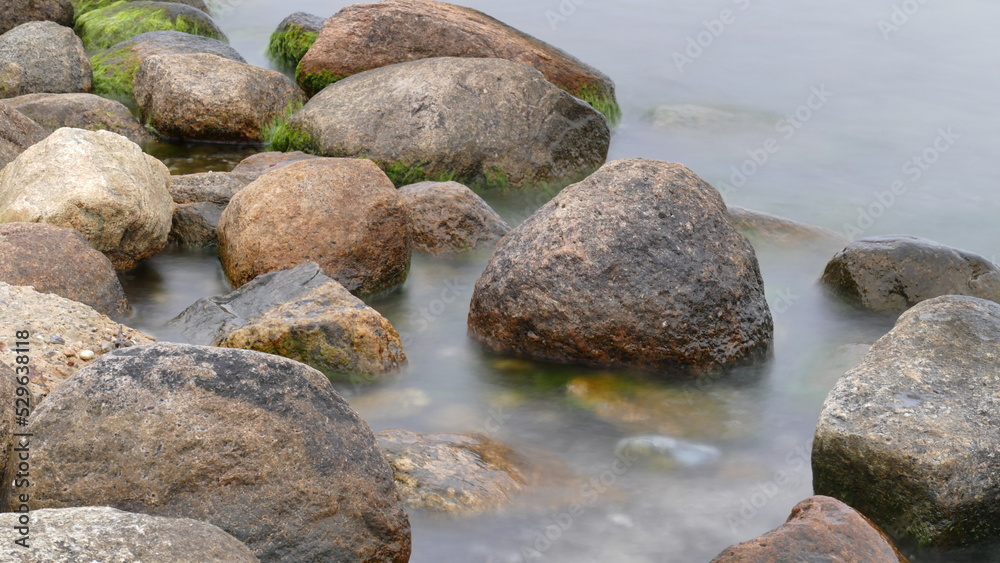 Steine im Wasser