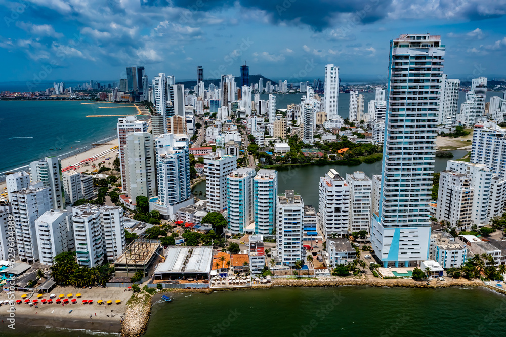 Fototapeta premium Cartagena in Colombia from above | Luftbilder von der Stadt Cartagena in Colombia