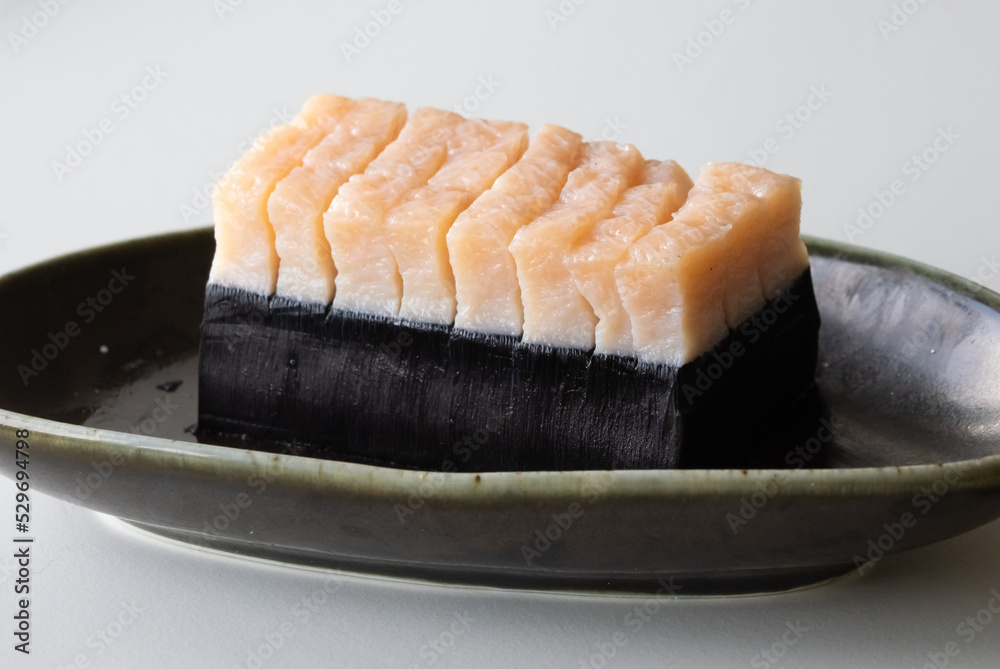 Muktuk (mattak, muktaaq),a traditional food of the peoples of the