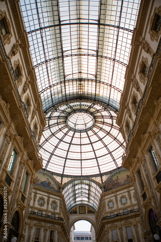 Galleria Vittorio Emanuele II canopy roof Milan Italie 1
