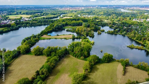 Dronenaufnahme - Natur  Gew  sser  Felder in der Region Hannover