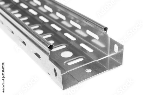 Metal cable tray