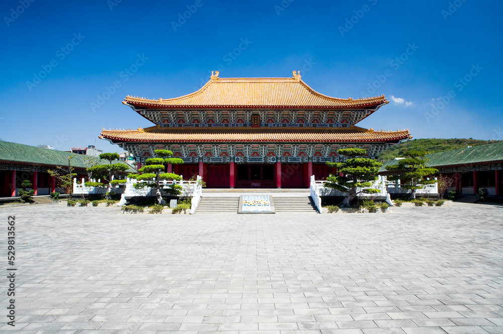 Building view of the Kaohsiung city Temple of Confucius in Taiwan, It is a building resembling a palace in northern China. Building view of the Kaohsiung city Temple of Confucius in Taiwan, It is a building resembling a palace in northern China.