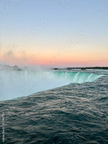 Fototapeta Naklejka Na Ścianę i Meble -  Niagara Falls - Canadian side at sunset