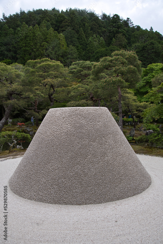 Φωτογραφία A view of Kogetsudai inside Ginkaku-Ji Temple.  Kyoto Japan