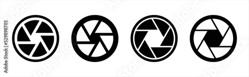 Camera shutter icons set. Camera lens diaphragm symbol signs, vector illustration