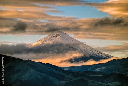 North face of Cotopaxi volcano at dawn © Henri