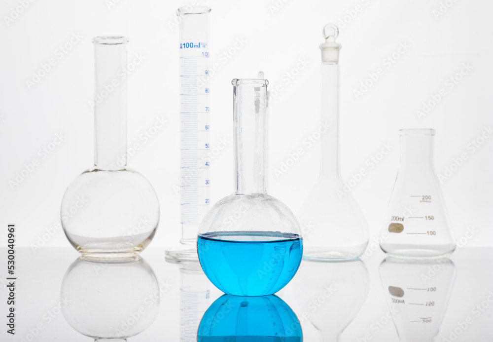 Photo of biochemistry glassware experiment Photo of biochemistry glassware experiment