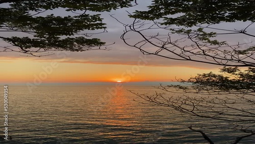 sunset on the sea (ID: 530049354)