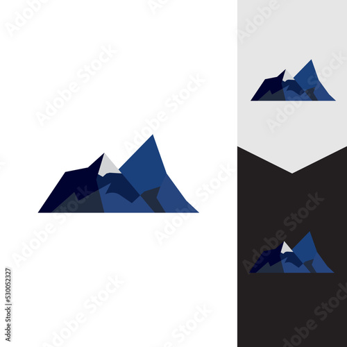 Mountain icon Logo Template Vector illustration design