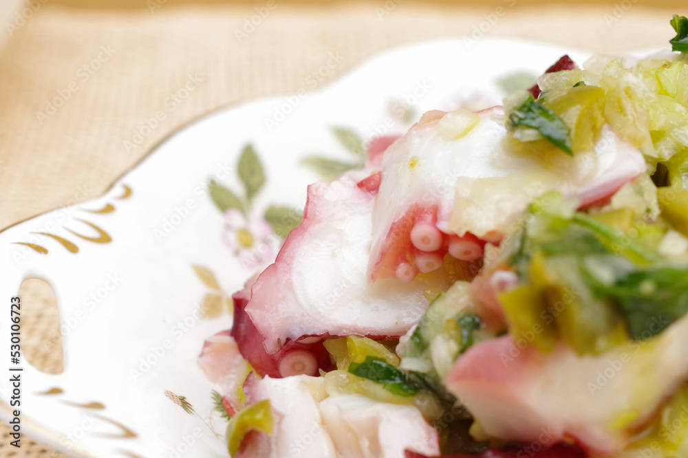 タコのマリネ、生ハム入り