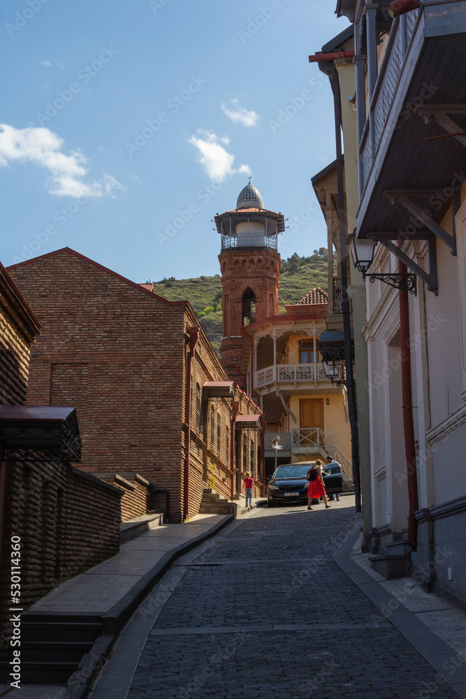 Obraz premium Historical Juma-Jami Mosque in the Old City of Tbilisi. Georgia country