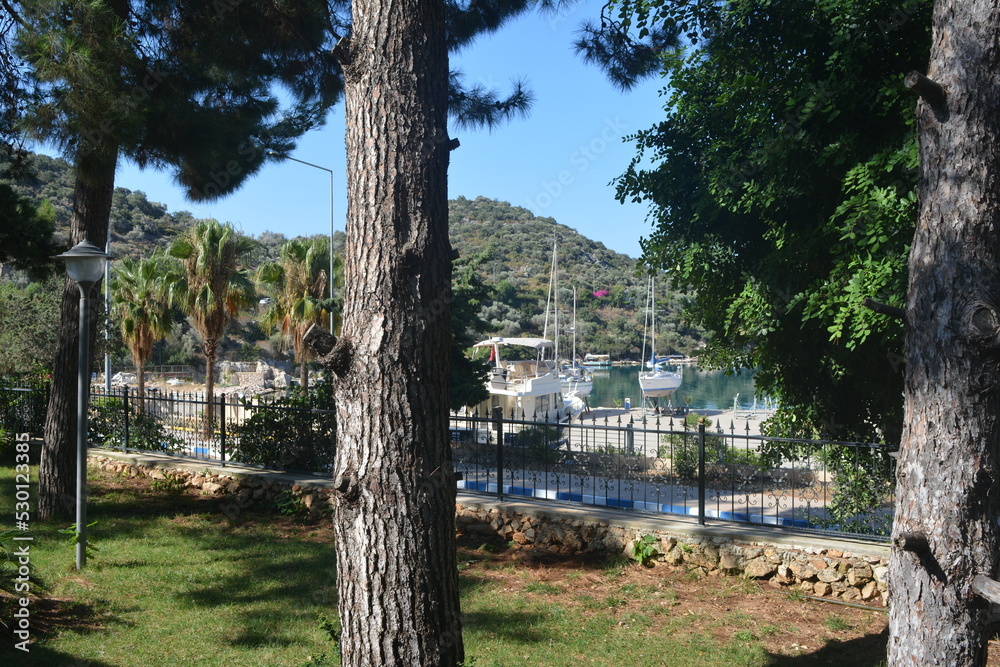 Life is better at the KAŞ