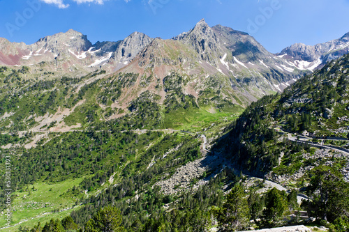 Fototapeta Naklejka Na Ścianę i Meble -  Route des Lacs, Midi-Pyrenees, France