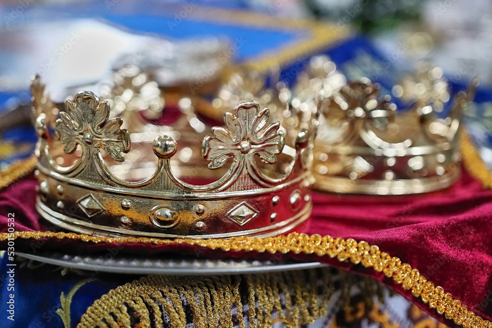 Church crown for the wedding of the bride and groom. Church crown for the wedding of the bride and groom.
