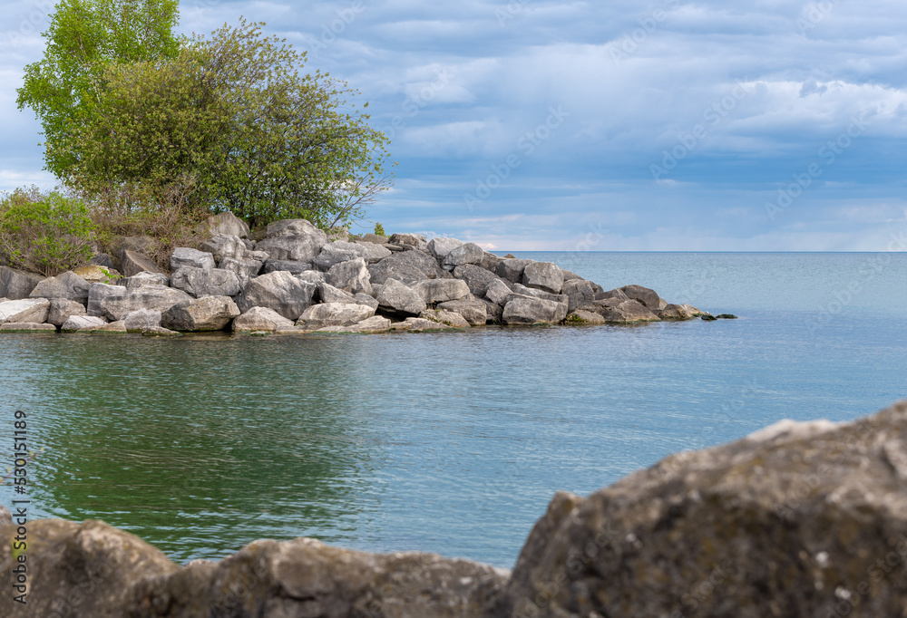 rocky coast of Scarborough Bluffs park