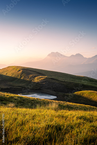 i monti della laga ed il gran sasso visti da monte di mezzo, dal tramonto all'alba