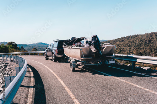 Transportations of the Hinze Dam 