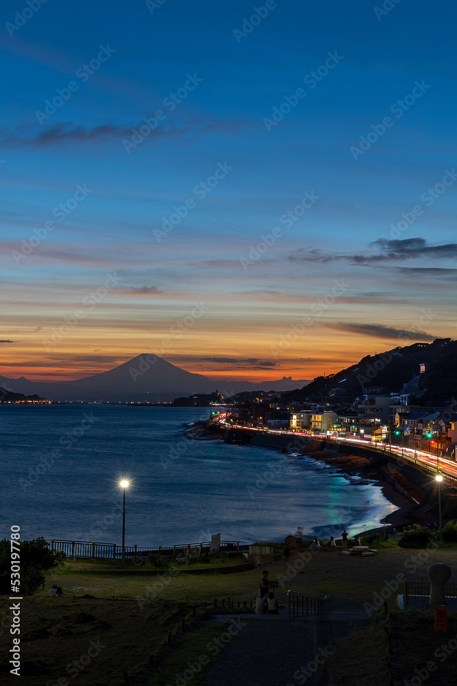 湘南海岸　稲村ケ崎から富士山の景色
