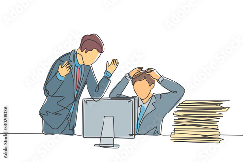 Single continuous line drawing of young furious manager blaming his frustrated staff about lack job performance. Work pressure at the office concept one line draw design vector graphic illustration