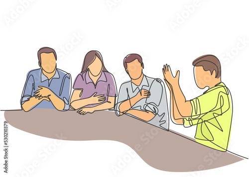One single line drawing of young male and female workers discuss about project in company meeting. Business talk and discussion concept. Modern continuous line draw design vector graphic illustration