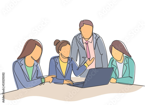 One single line drawing of young happy female CEO presenting new technology innovation to the members at the office. Startup work life. Concept continuous line draw design vector graphic illustration