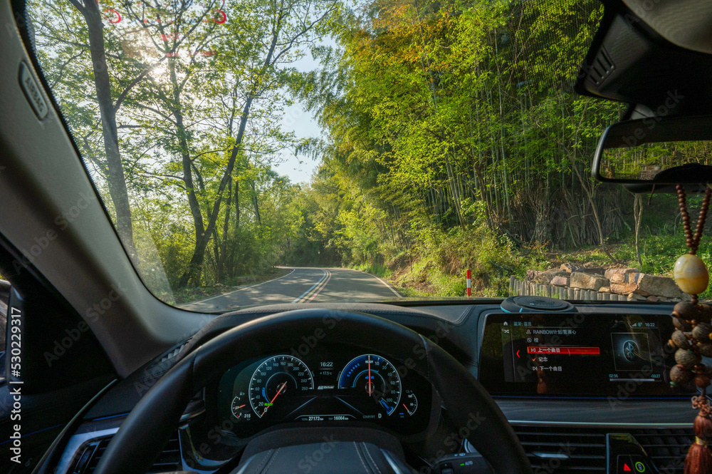 Self-driving on Liyang No. 1 Highway, Liyang City, Changzhou City, Jiangsu Province, China, watching the scenery along the way