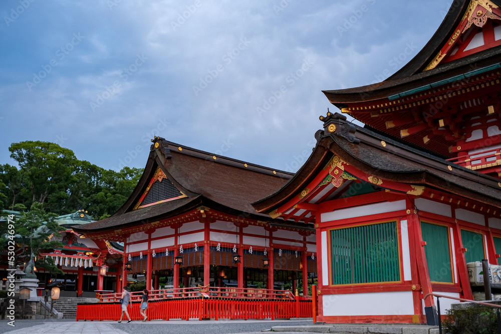 Fushimi Inari-Taisha_Temple_2