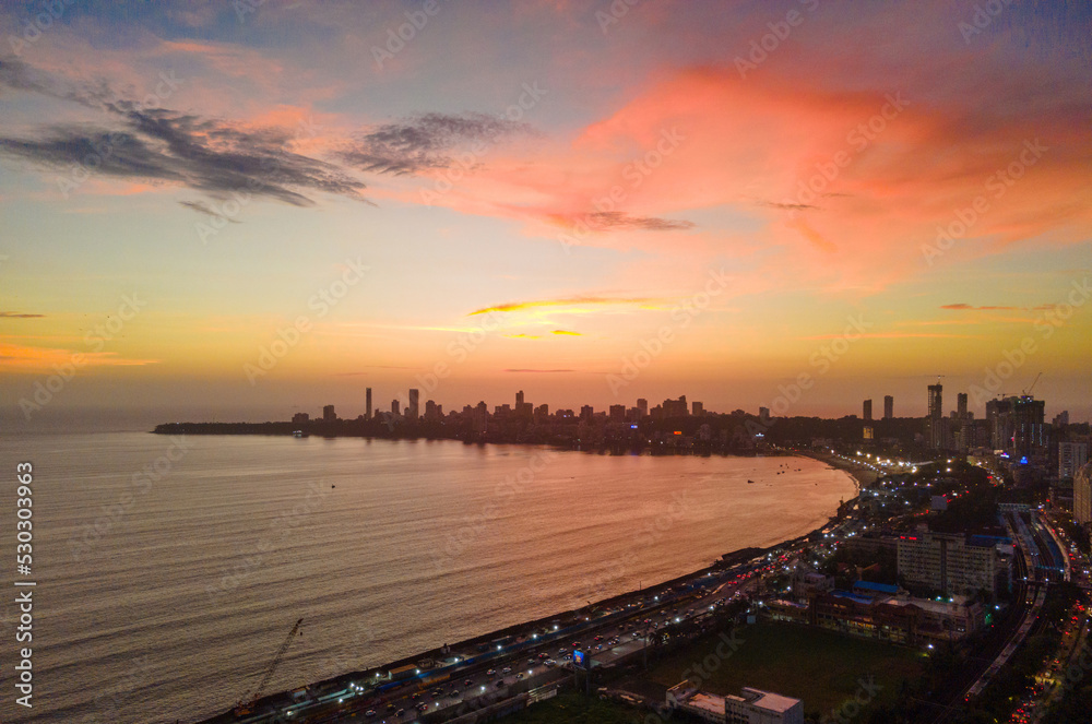 Evening sunset at Marine Drive, Chowpatty - Mumbai 