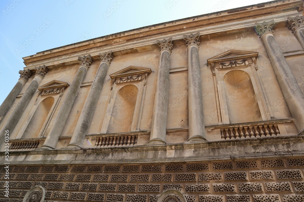 Obraz premium The Roman Baths Sky Temple Building Facade Art