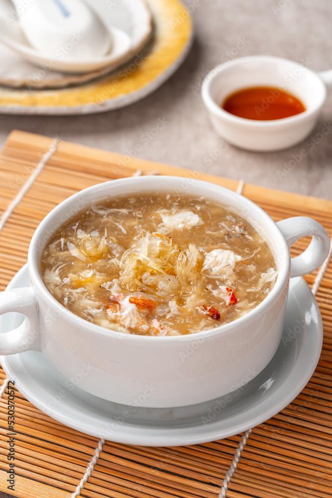 Shark fin soup (Indonesia : Soup Sirip Ikan Hiu) is a popular soup in Chinese cuisine which is usually served on special occasions such as weddings or banquets. Shark fin soup (Indonesia : Soup Sirip Ikan Hiu) is a popular soup in Chinese cuisine which is usually served on special occasions such as weddings or banquets.
